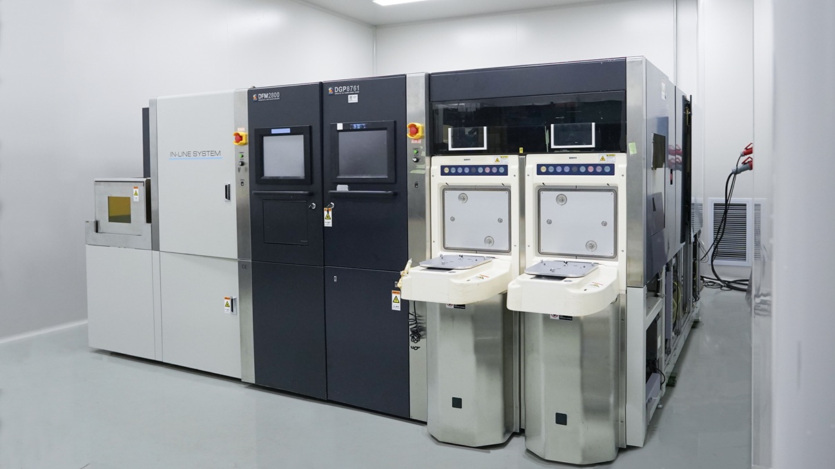 DISCO DGP8761+DFM2800 300mm in-line grinder/polisher/mounter